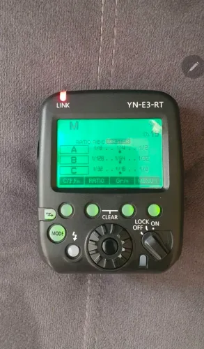 Rádio Flash Transmissor Yongnuo YN-E3-RT 