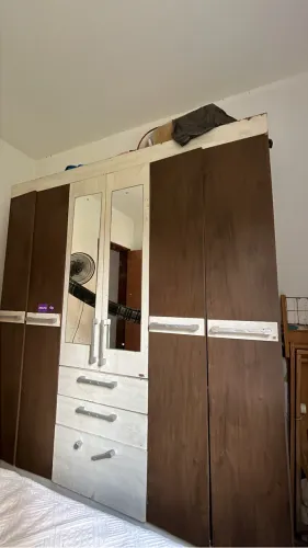 Guarda roupa casal usado