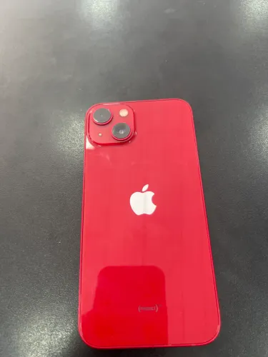 iPhone 13 vermelho lindo