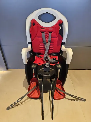 Cadeirinha para bicicleta traseira suspensa marca italiana Bellelli