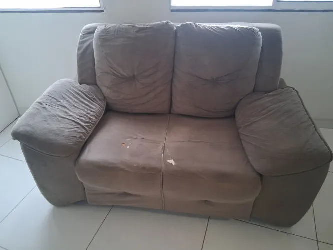 Sofá 2 lugares