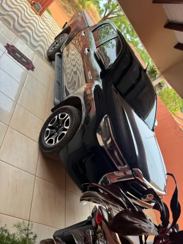 Toyota Hilux CD SRX 4X4 2.8 TDI 16V Diesel Aut. 2016