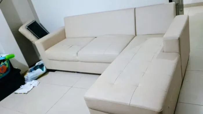 Sofá de canto com chaise