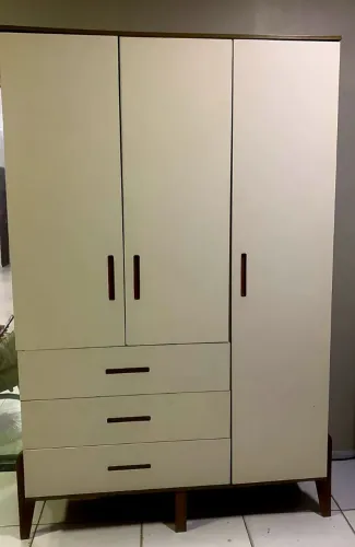 Guarda Roupa + Cômoda