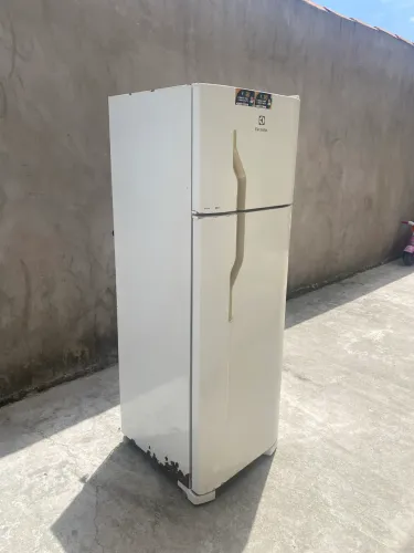 Geladeira Electrolux