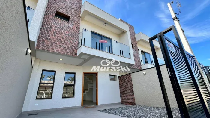 Sobrado com 3 dormitórios à venda, 96 m² por R$ 695.000,00 - Brejatuba - Guaratuba/PR