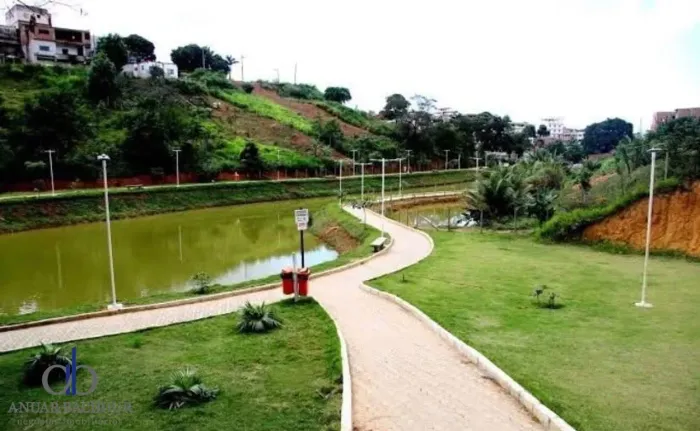 Terreno com 693m² em Cariacica