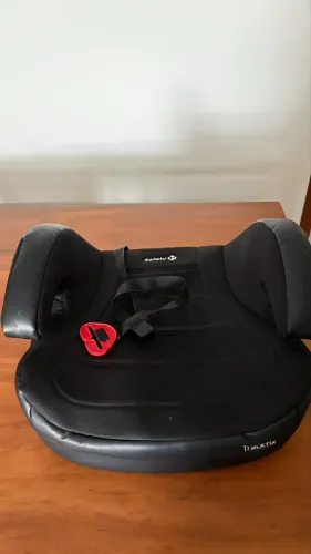 Assento de Elevação Safety 1st Booster TrackFix com Base Isofix até 36kg Preto