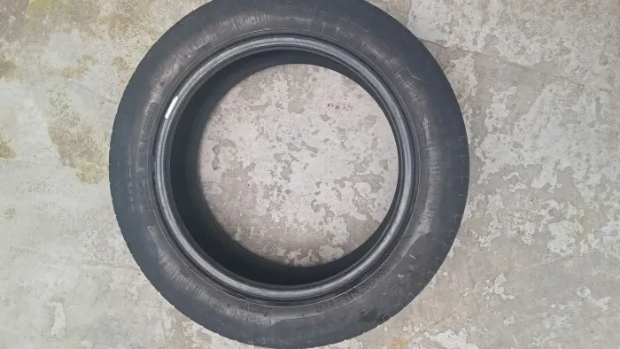Vendo um pinel dá marca Pirelli
