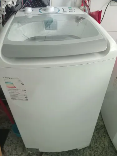 Máquina de lavar roupas Electrolux 8kg
