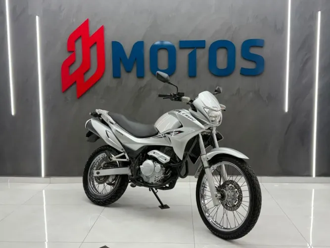 Honda NX 400i Falcon 2014