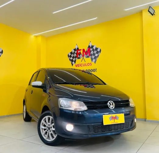 Volkswagen Fox Rock IN RIO 1.6 MI Total Flex 8V 5P 2014