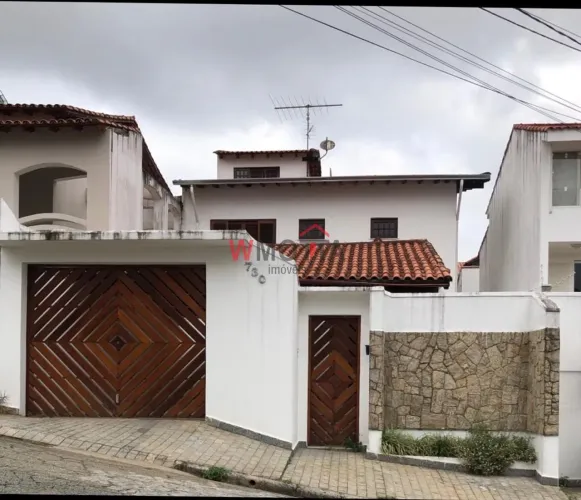 Casa à venda na Vila Oliveira, Mogi das Cruzes-SP: 3 quartos, 3 suítes, 3 salas, 4 banheir