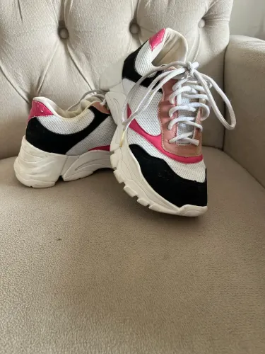 Tênis Original Mizuno (Seminovo)