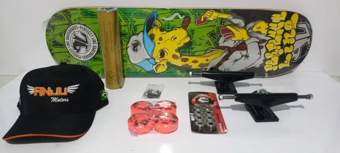 Skate Completo Shape 8,25" - Truck 139 - Rodas 53mm - Boné de Brinde