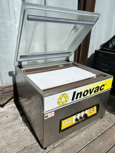 Seladora a Vácuo Industrial de Câmara Inovac 300 - 220V