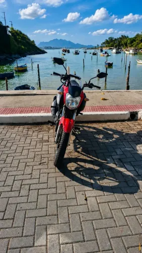 Yamaha Factor YBR 150 2024 | Único dono | Manual e chave reserva | Pneus novos