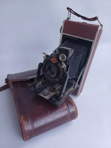 CAMERA FOTOGRAFICA RELIQUIA