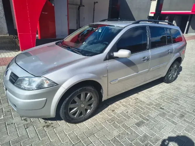 Renault Megane Grand Tour Dynam. Hi-flex 1.6 16V 2013