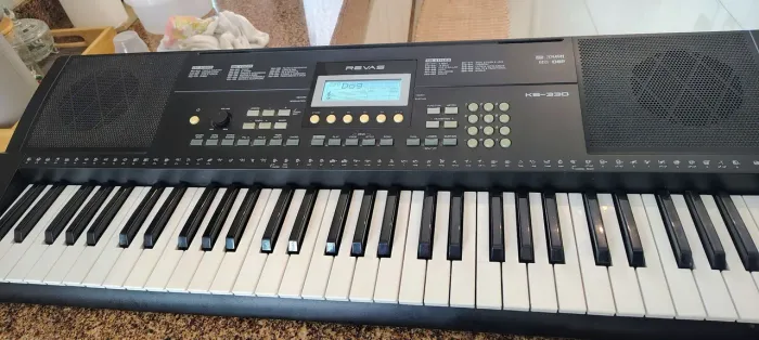 Teclado ROLAND KB330