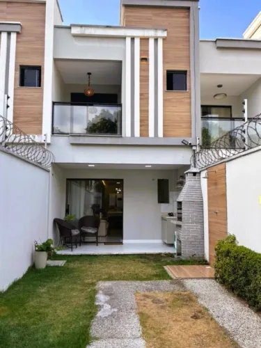 Duplex moderno na região da Grande Maraponga - próx. Academia Gaviões, 136,12m², 03 qtos (