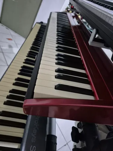 Teclado kurzweil customização, VD/TR em algo do meu interesse