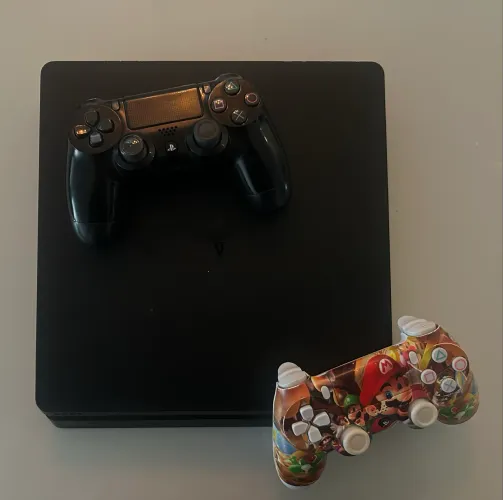 Play 4 Slim - 36 Jogos(Oportunidade)
