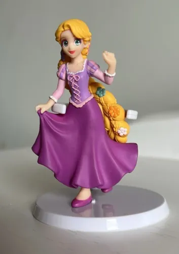 miniatura rapunzel modelo prunelle da bandai