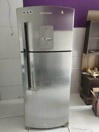 Geladeira Brastemp BRM48 funcionando perfeitamente 