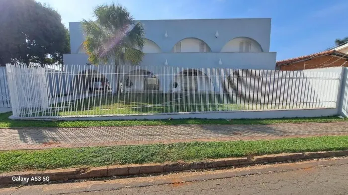 Casa à venda e para alugar em Campinas, Parque Taquaral, com 4 suítes, com 702 m²