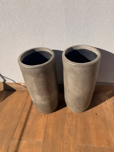 Par de vasos Decorativos Altos - Estilo Cimento Queimado