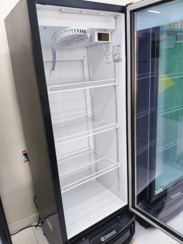 Freezer expositor 