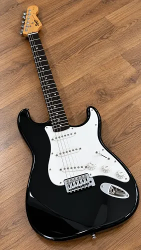 Guitarra fender + amplificador