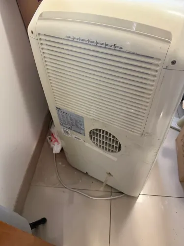 Ar-condicionado Portátil De'Longhi Pinguino (Com Defeito / Para Peças)