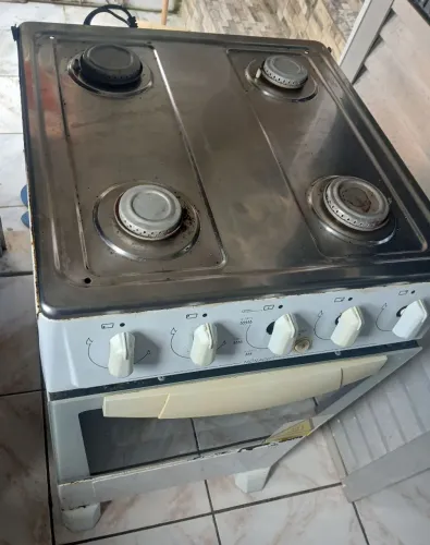 Fogão 4 bocas