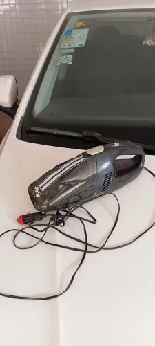 Vendo aspirador portátil para carro ou uso doméstico.