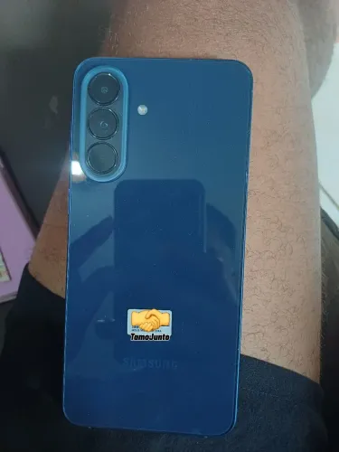 Vendo esse A57 novo na caixa.