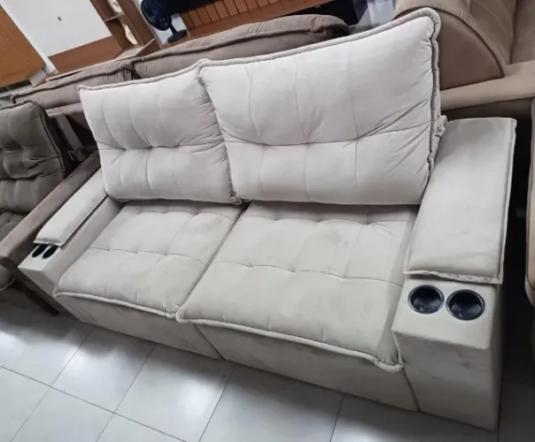 ESTOFADO LR 1.80 M Fazemos Entrega (Dividimos Em Até 10x Sem Juros)