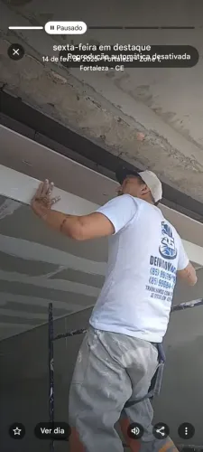 Trabalhos de gesso 