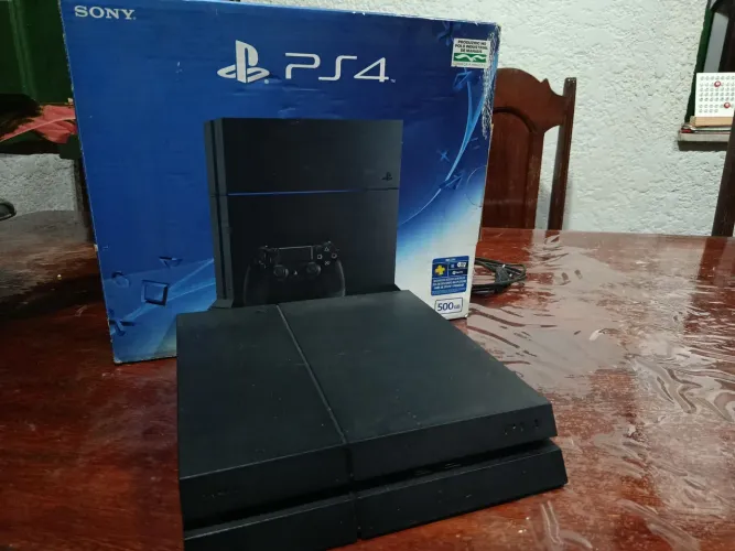 Playstation 4 fat
