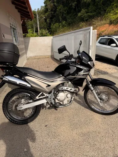 FALCON NX 400 - RARIDADE SUPER CUIDADA 
