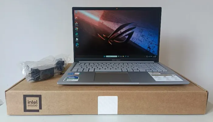 Notebook ASUS Vivobook 15 intel i5 1334U 13ª Geração 08GB de Ram DDR5 na Caixa.