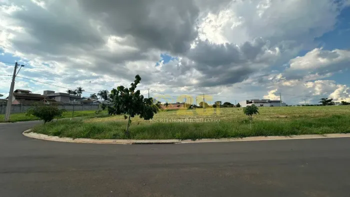 Terreno à venda no Residencial das Acácias - Paulínia/SP