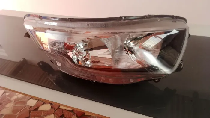 Vendo farol L.D original Iveco daily 35 150 160