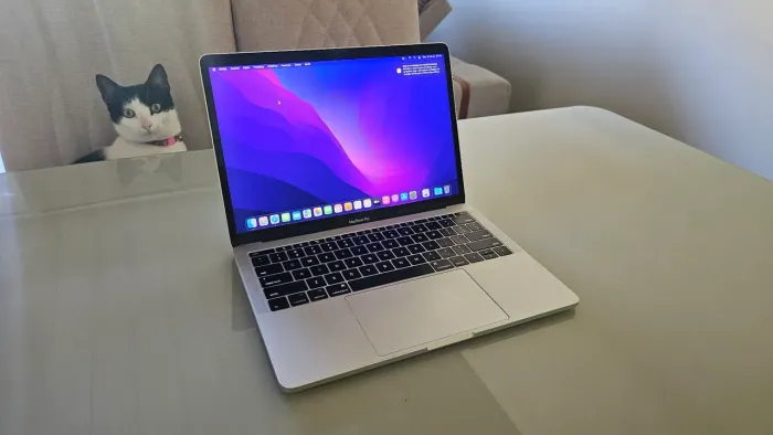 Macbook Pro 2016 8gb 120gb