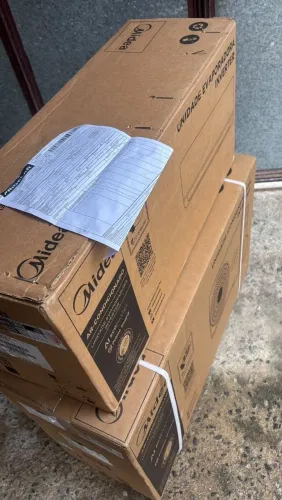 Ar condicionado split 12000 BTU Midea inverter na caixa