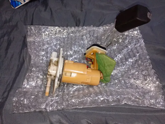 Bomba de combustível da biz 125 