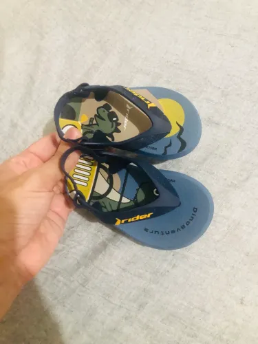 Sandália rider bebê dinossauro