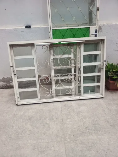 Janela e porta
