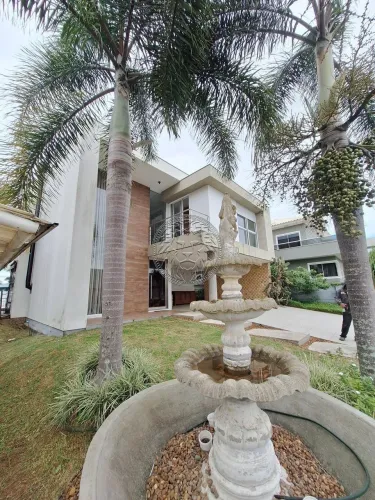 Casa à venda em condomínio fechado no Campeche, Florianópolis